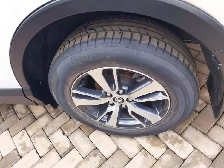 Toyota RAV 4