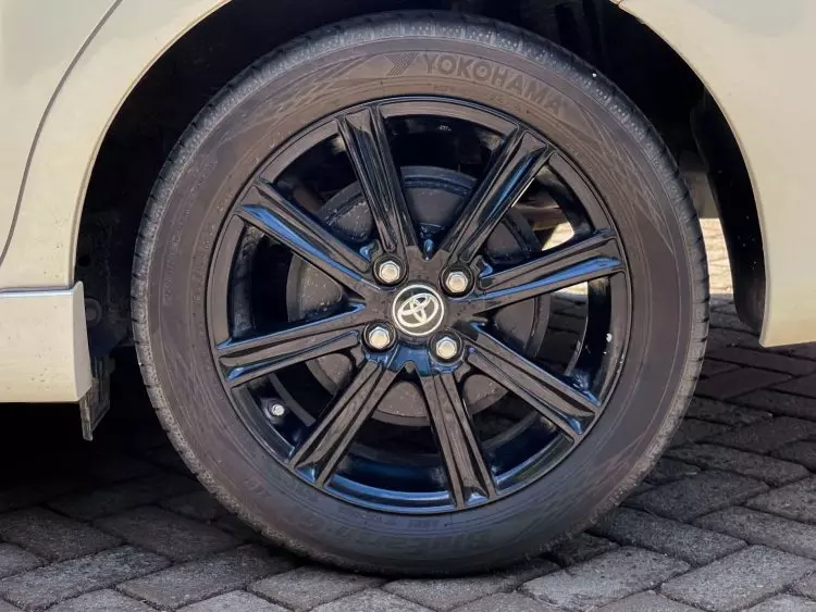 Toyota Fielder
