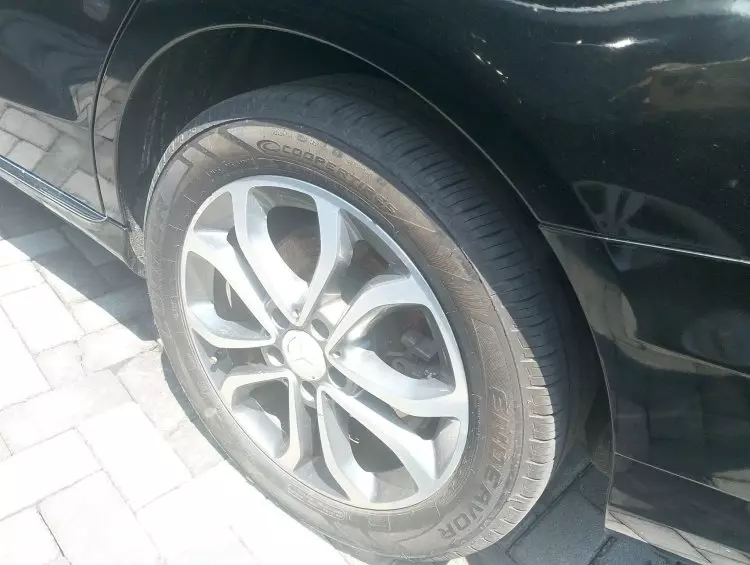Mercedes-Benz C 300