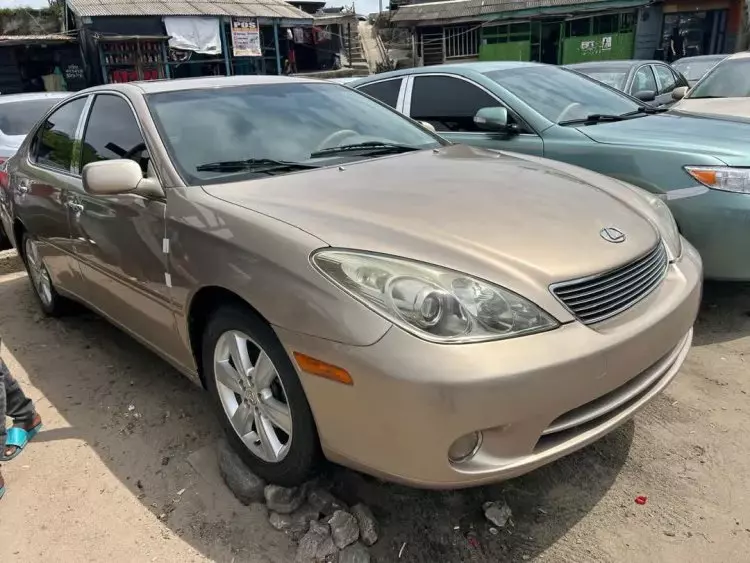 Lexus ES 330