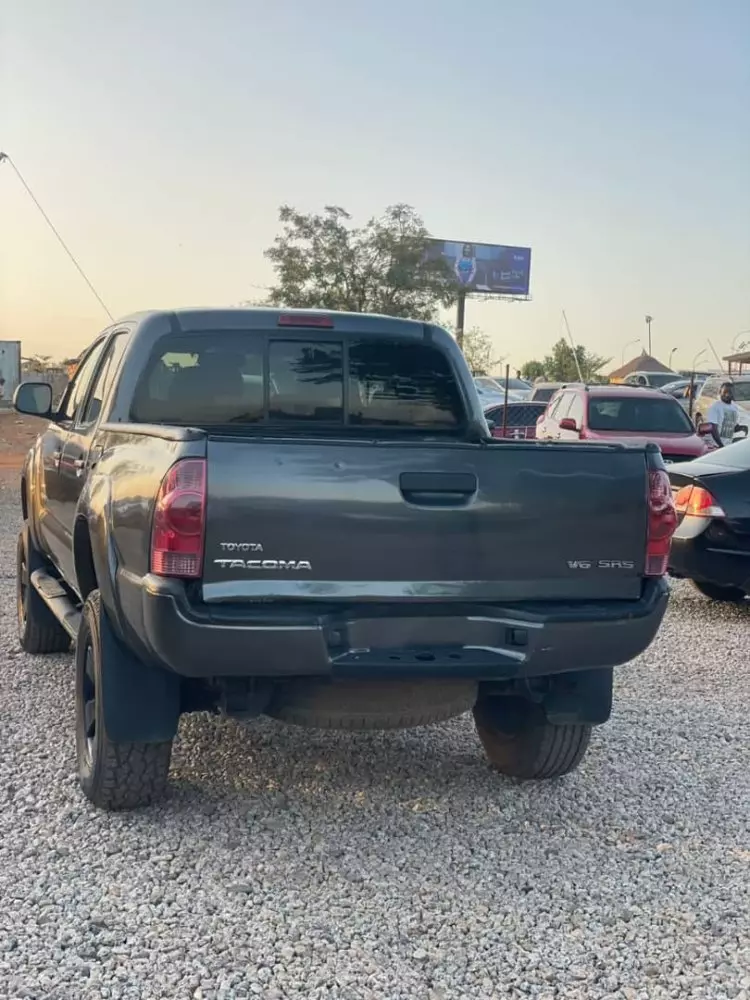 Toyota Tacoma