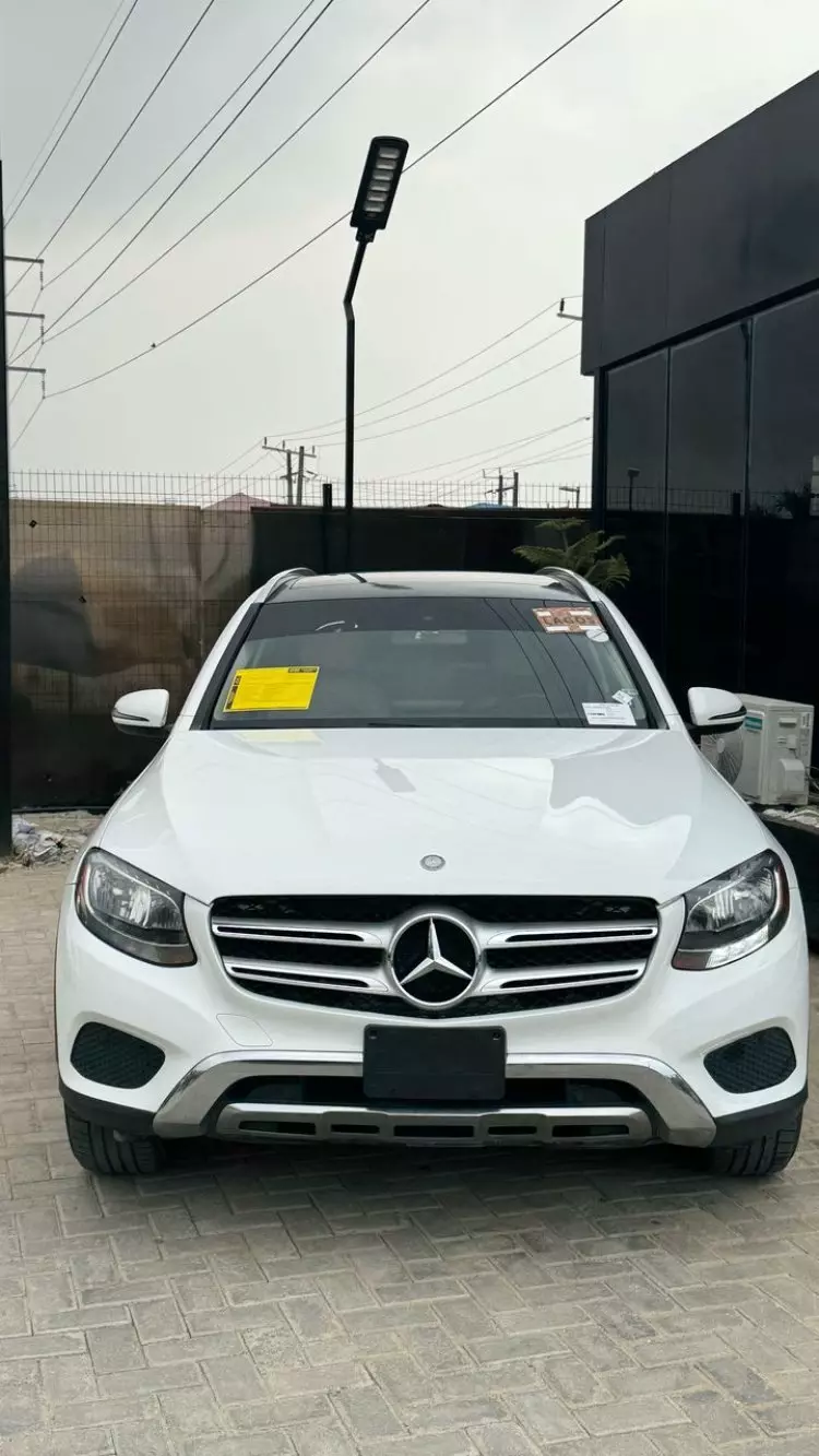 Mercedes-Benz GLC 300