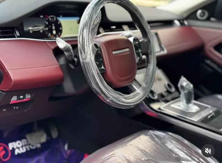 RANGE ROVER Vogue