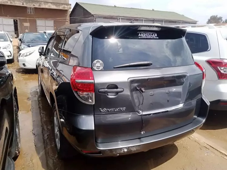 Toyota Vanguard