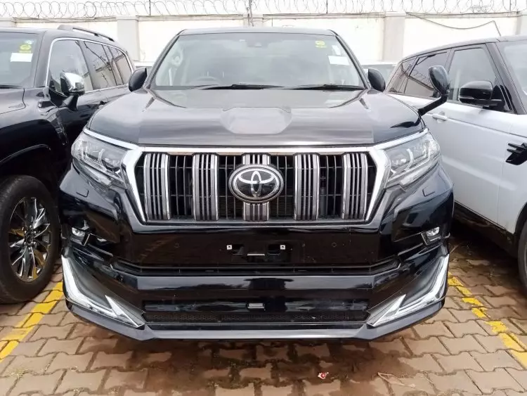 Toyota Landcruiser Prado