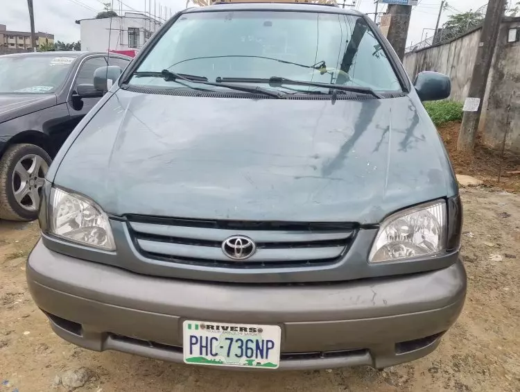 Toyota Sienna