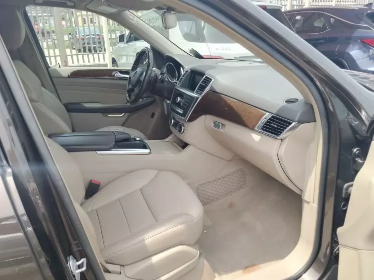 Mercedes-Benz ML 350