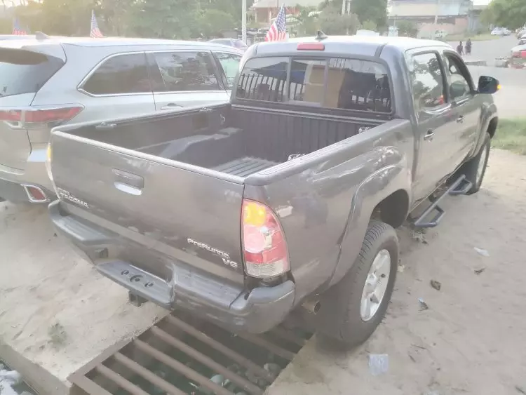 Toyota Tacoma