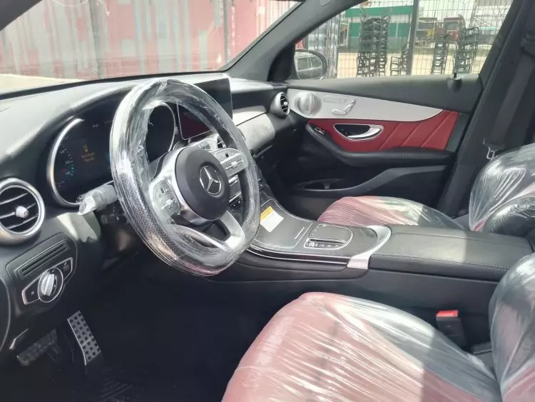 Mercedes-Benz GLC 300