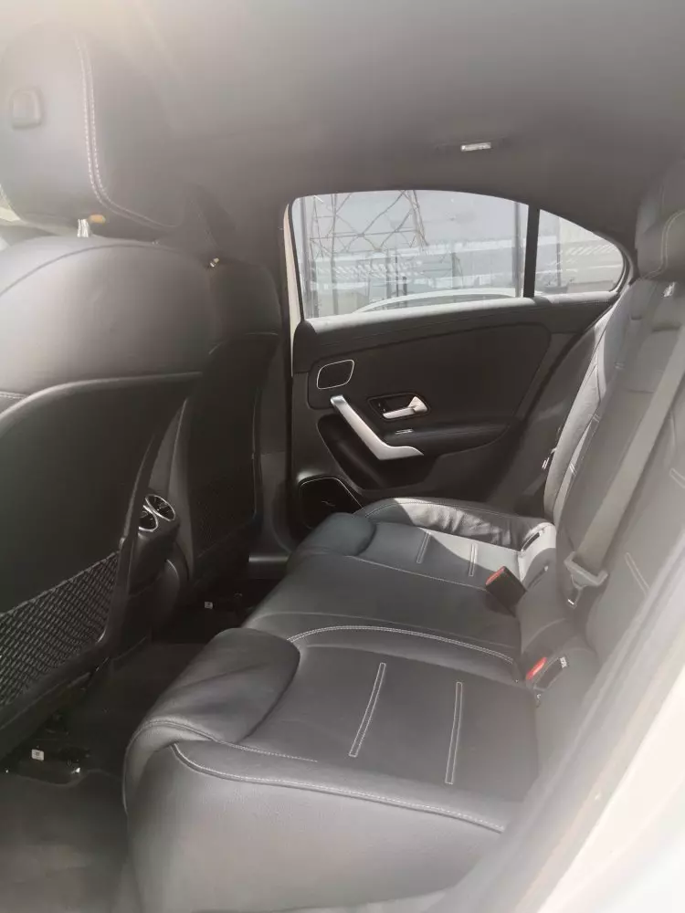 Mercedes-Benz A 220