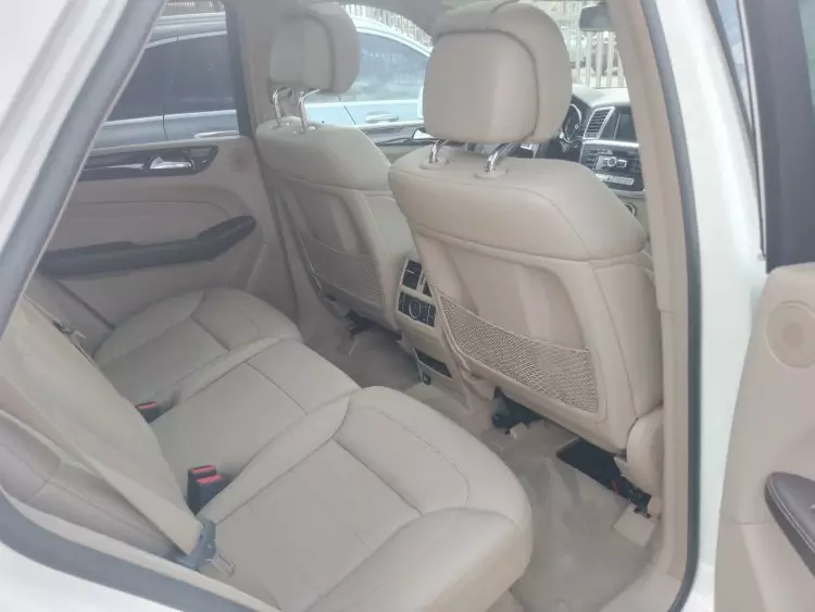 Mercedes-Benz ML 350