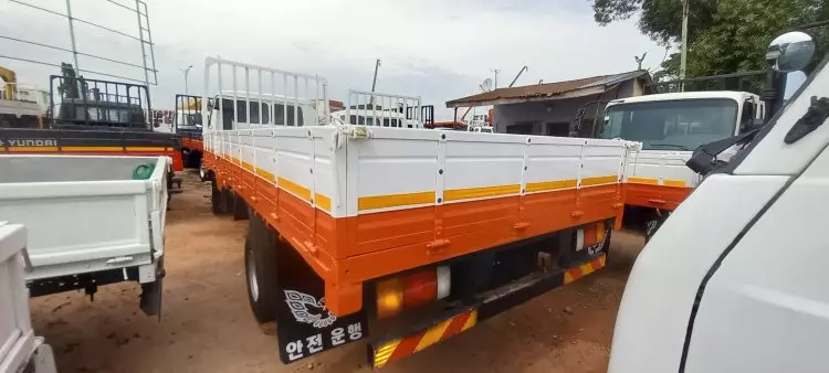 KIA Rhino
