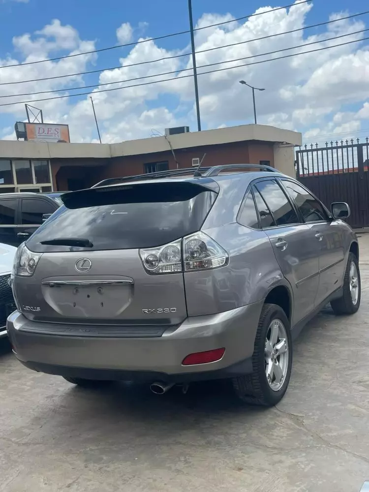Lexus RX 330