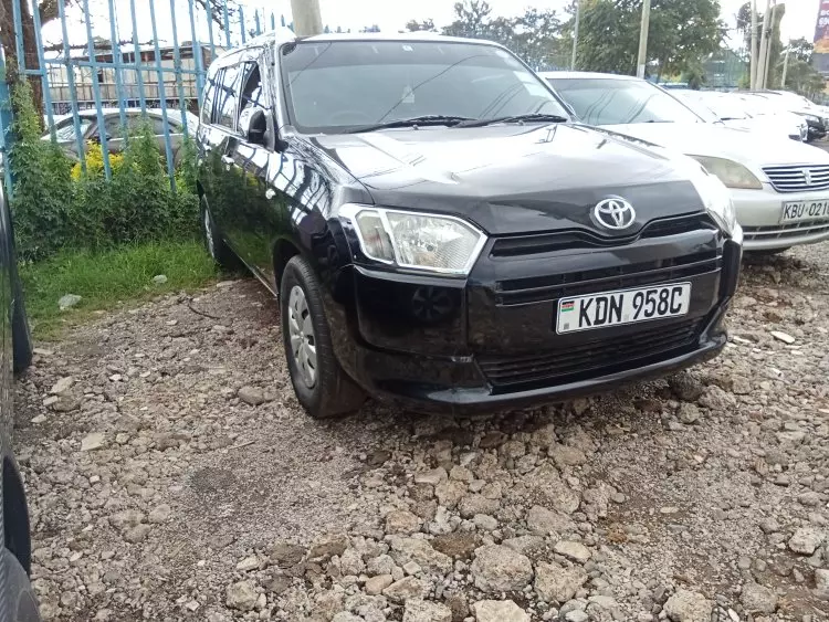Toyota Succeed