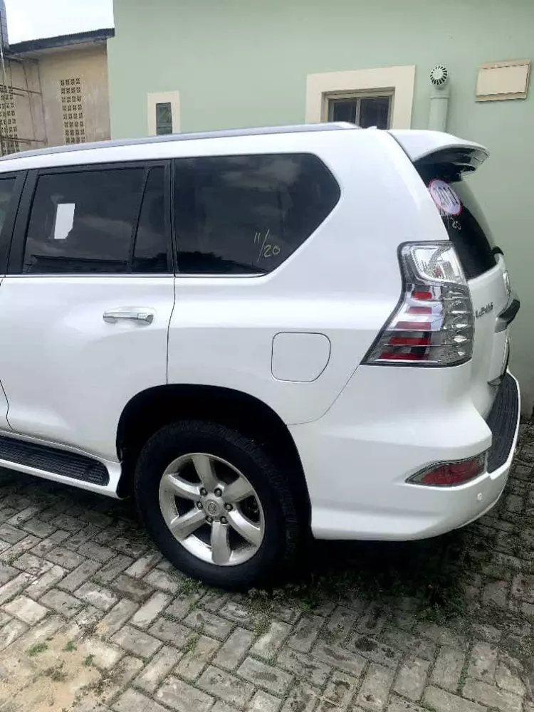 Lexus GX 460