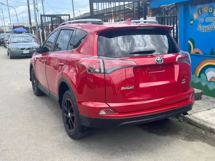Toyota RAV 4