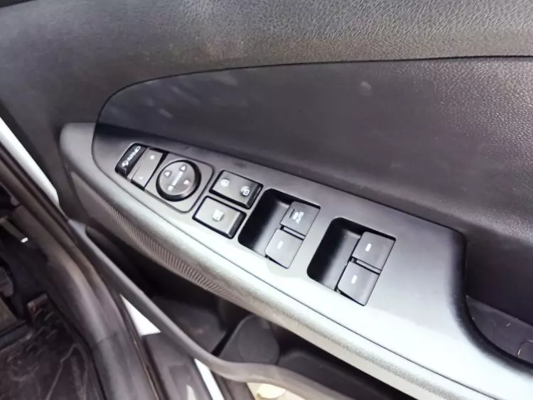 Hyundai TUCSON 2,0L BVM 4x2 GL
