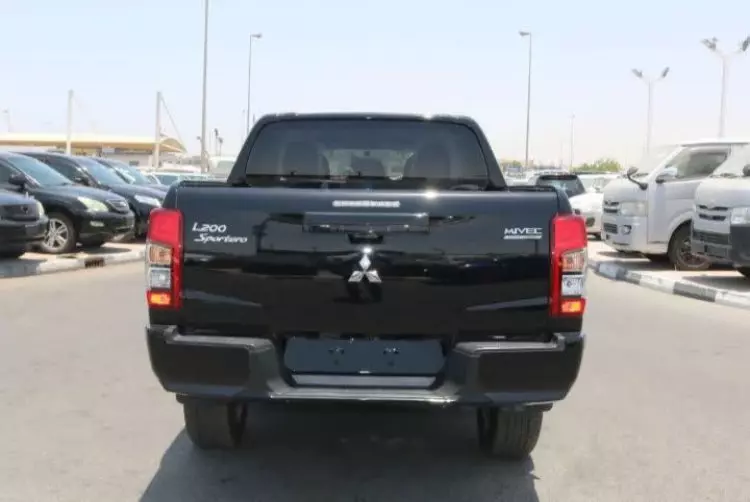 Mitsubishi L200 D/C Sportero A/T