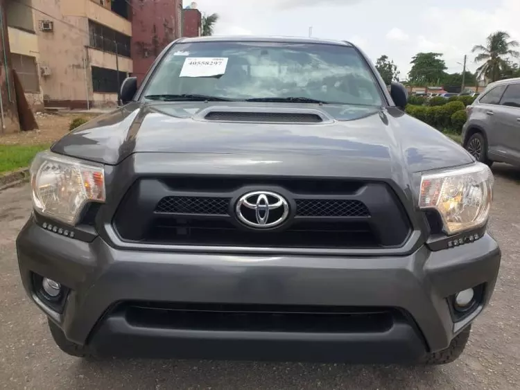 Toyota Tacoma