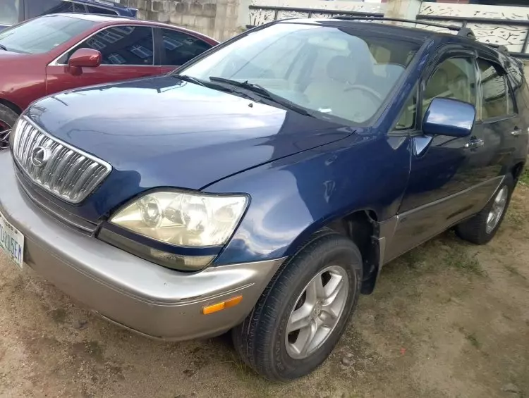 Lexus RX 300