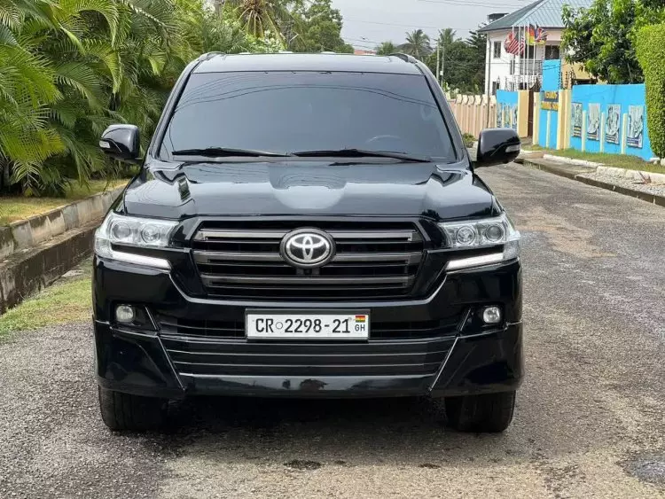 Toyota Landcruiser  V8