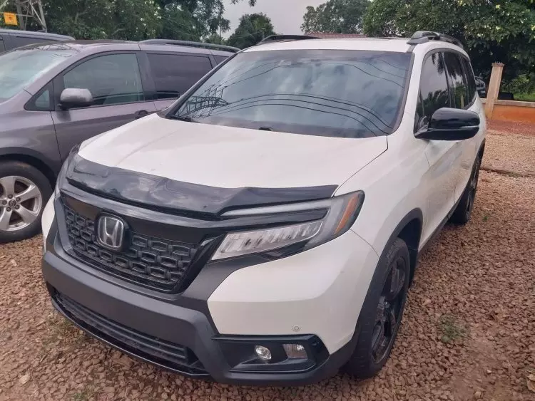 Honda Passport