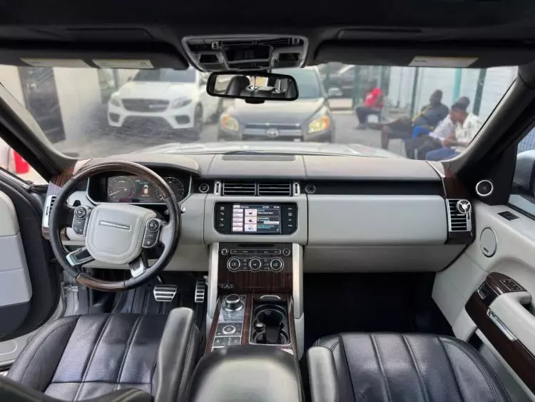 Land Rover Range Rover Autobiography