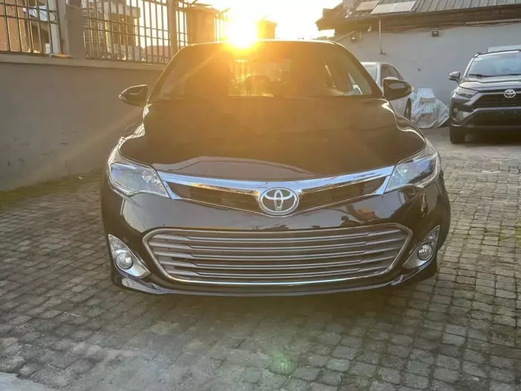 Toyota Avalon