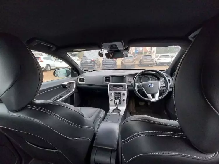 Volvo S60
