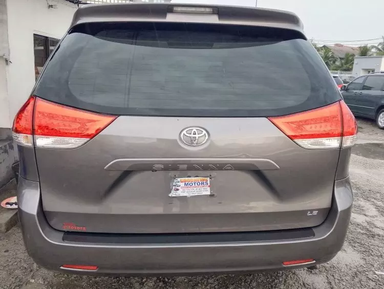 Toyota Sienna