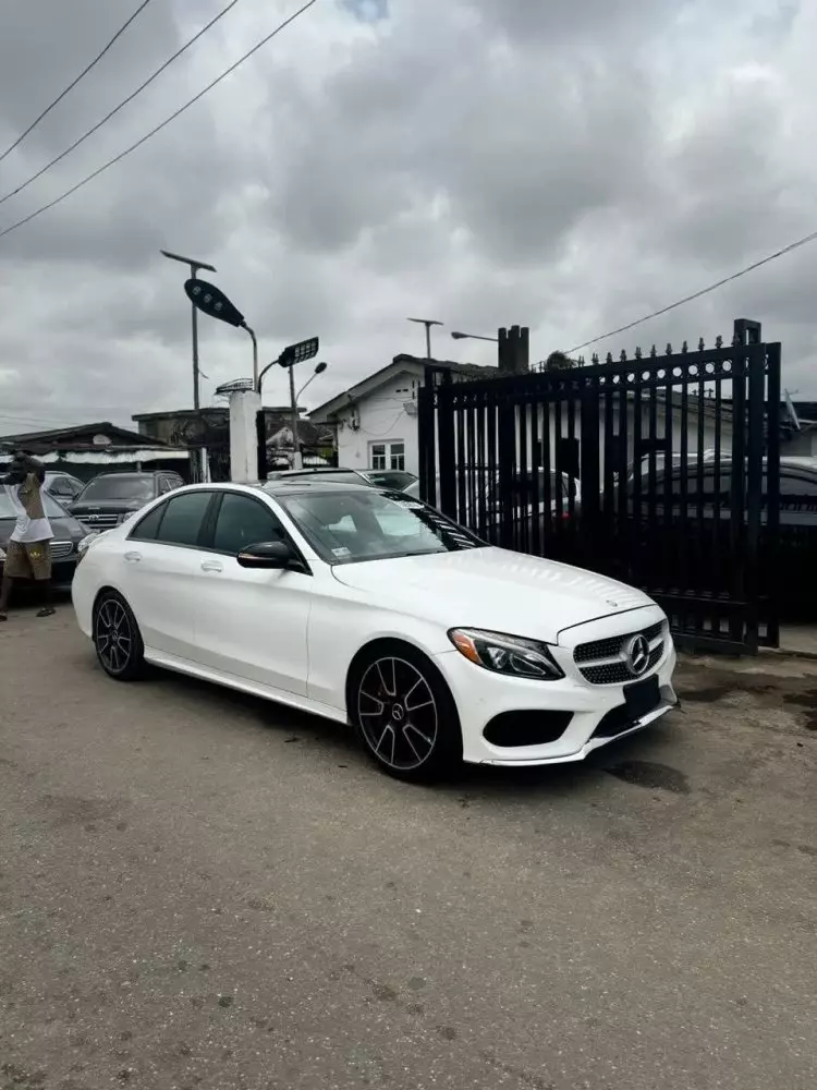 Mercedes-Benz C 450 AMG