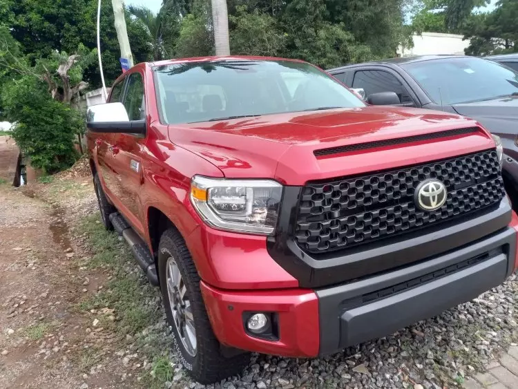Toyota Tundra