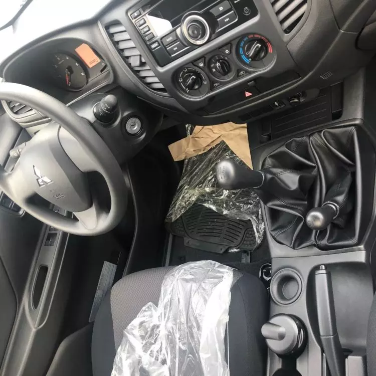 Mitsubishi L200 D/C GL Did