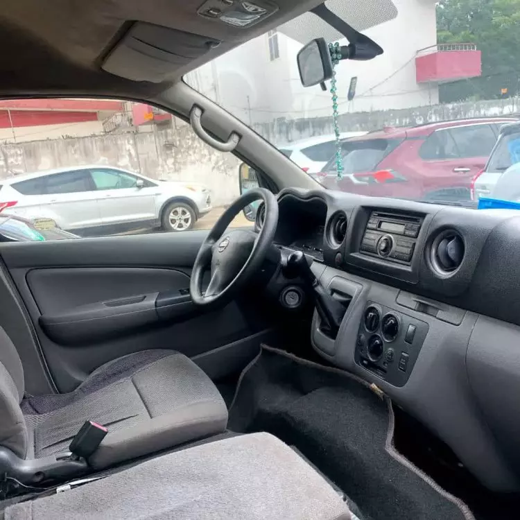 Nissan Urvan