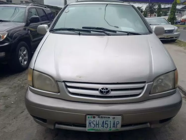 Toyota Sienna