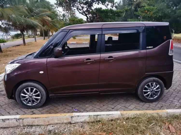 SUZUKI Solio