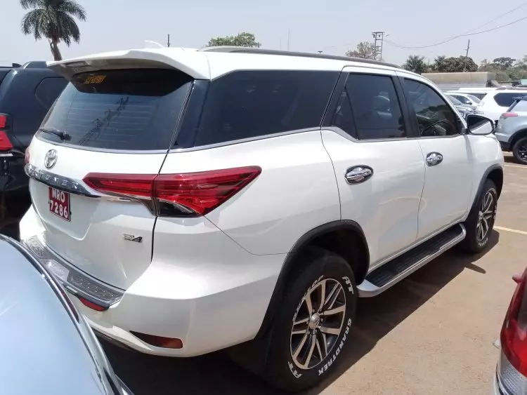 Toyota Fortuner