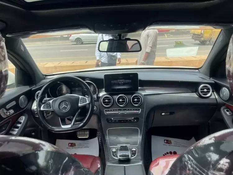 Mercedes-Benz GLC 300