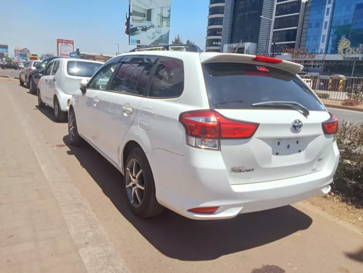 Toyota Fielder
