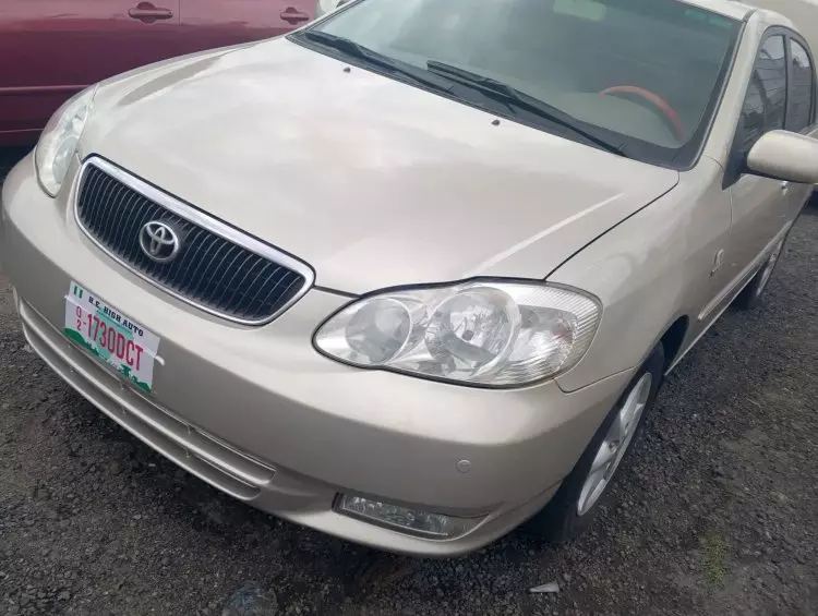 Toyota Corolla