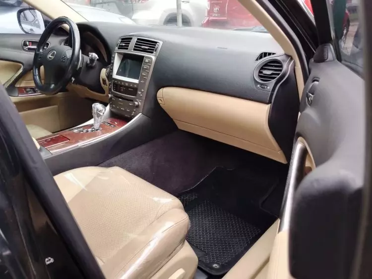 Lexus IS 250