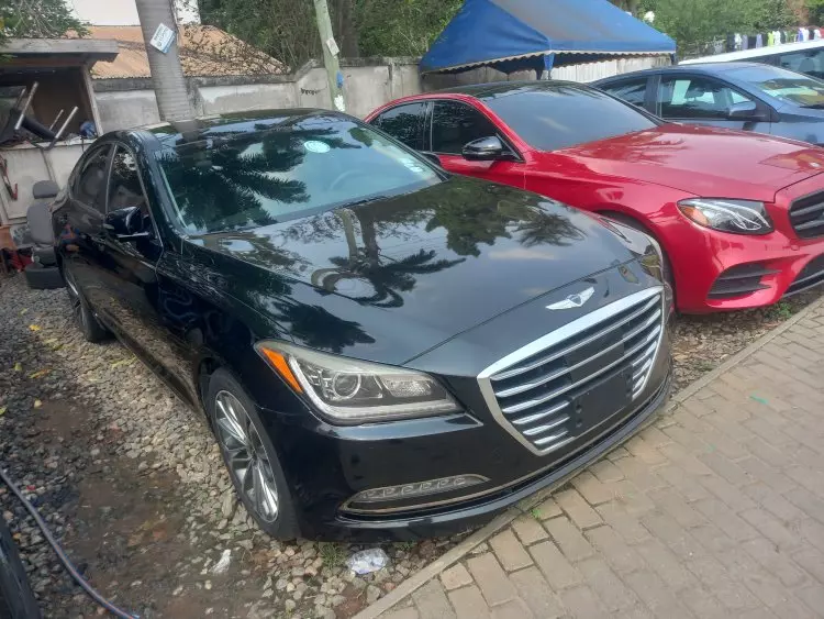 Hyundai GENESIS G80 3,8L BVA