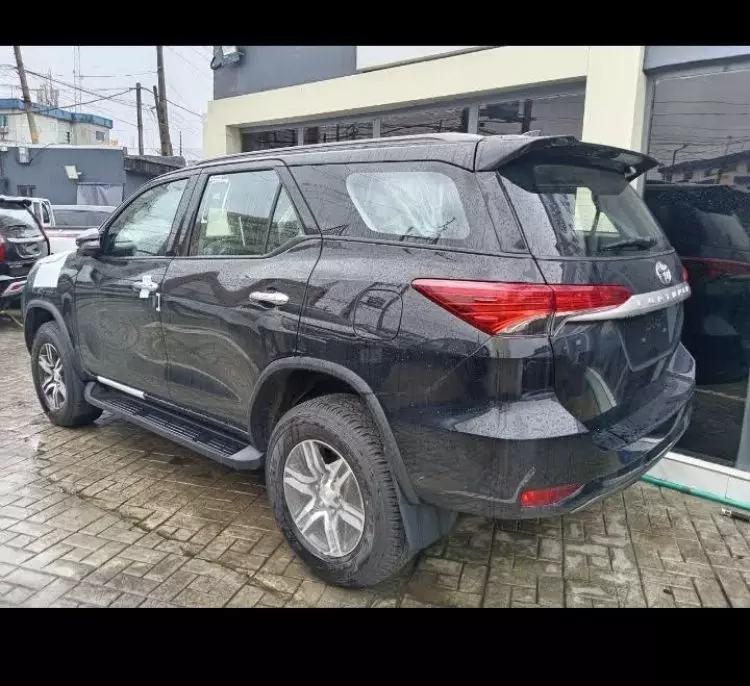 Toyota Fortuner