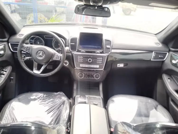 Mercedes-Benz GLE 350