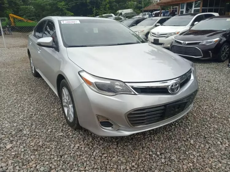Toyota Avalon