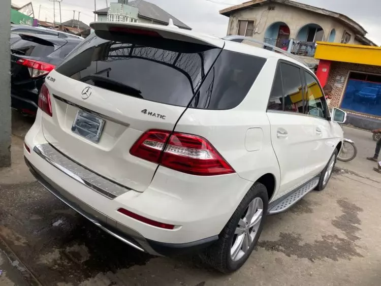 Mercedes-Benz ML 350