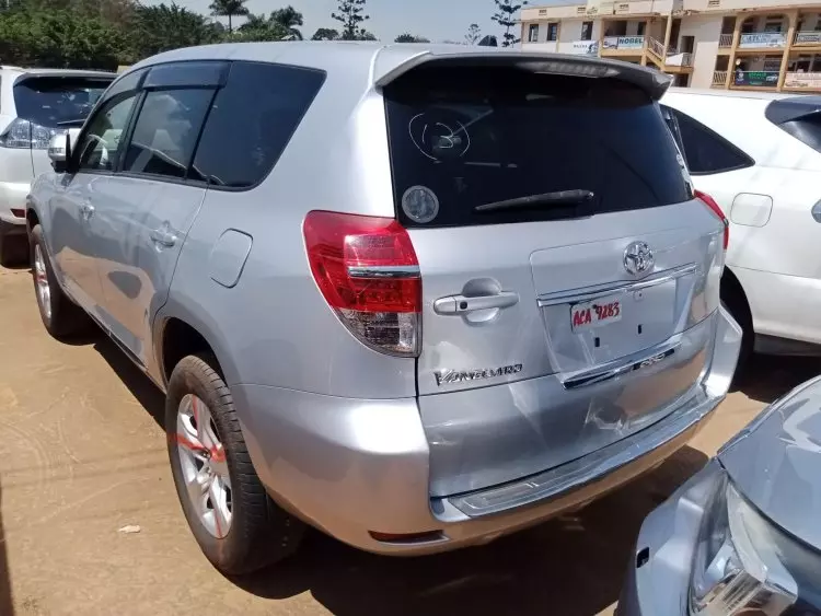 Toyota Vanguard 