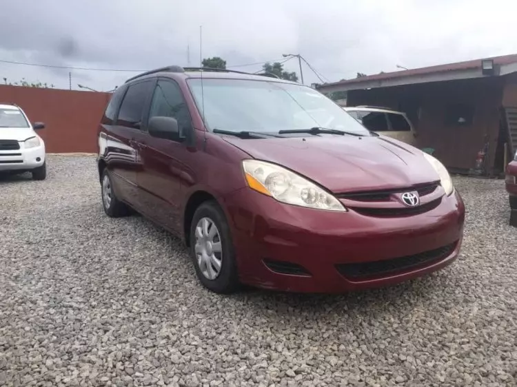 Toyota Sienna