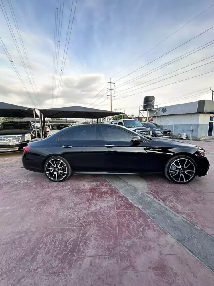 Mercedes-Benz E 43 AMG