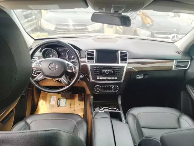 Mercedes-Benz ML 350